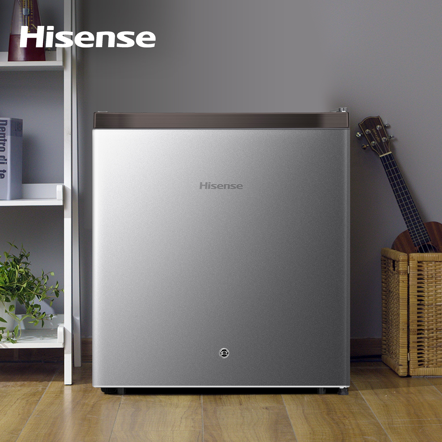 Hisense mini refrigerator